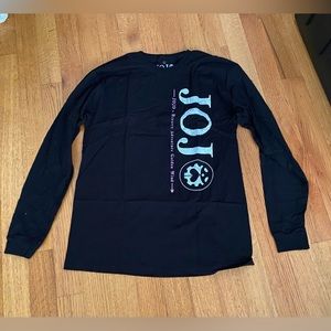Authentic JoJo Bizarre Adventure Size Large Only